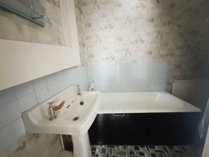 Bathroom- click for photo gallery